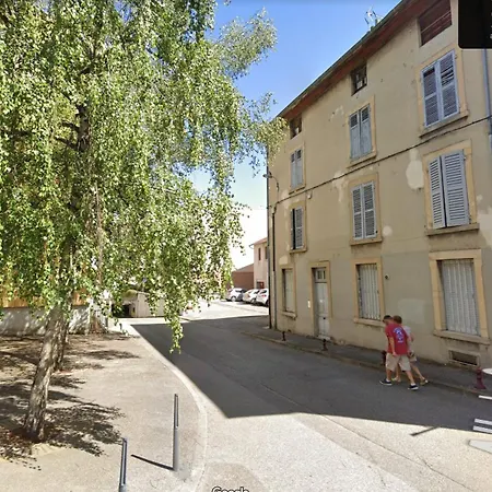 Les Graveurs - - Center *
